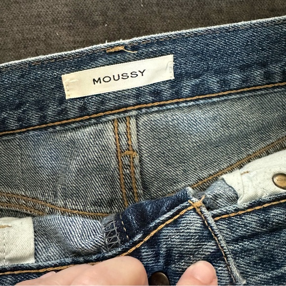MOUSSY Wide Leg Distressed Jeans - Picture 6 of 8